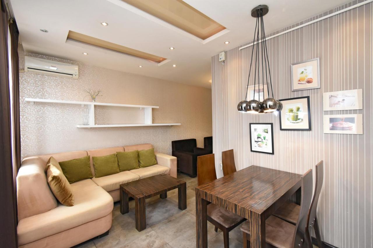 Galaxy Inn Luxury Hostel In Center Erywań Zewnętrze zdjęcie